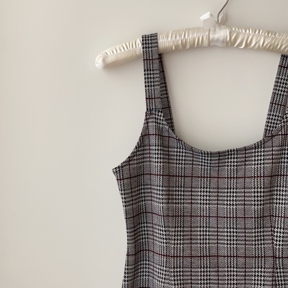 Mini plaid dress - Picture 2 of 3